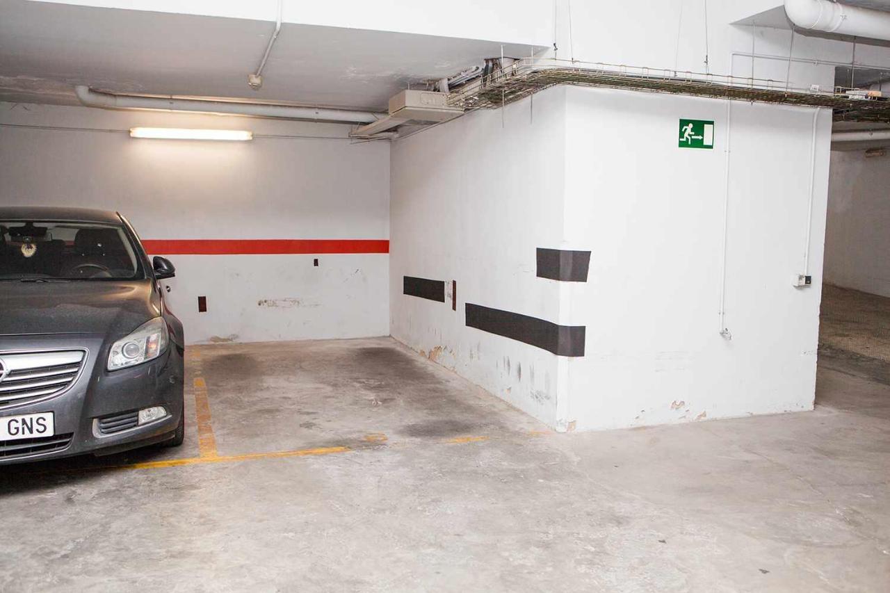 Charming Apartment With Pool And Garage Sevilla Exterior foto